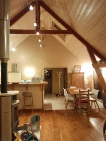 Maison en Bois, à 10 Minutes de la mer et des Chemins de Randonnées - Image 5