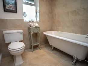 MAES Y CREGYN, pet friendly, country holiday cottage in Marianglas - Image 4