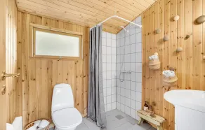Pet Friendly Home In Hals With Kitchen - Image 3