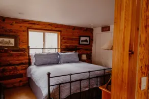Mountain Top Cabin with Spectacular Views  - Image 4