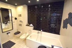BESOTEL Erkrath - 20 Wohnungen 2 Standorte 35 Schlafzimmer 29 Badezimmer 52 Betten für 73 Gäste - Image 3