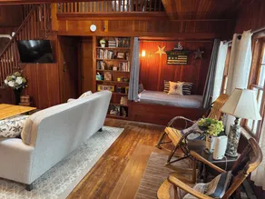 Cozy cottage in the heart of Waupaca's Chain O Lakes - Image 3
