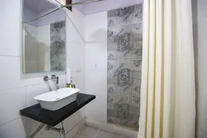 Luxury Inn - Home With Five Star Facilities - Image 4
