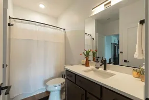 Modern Urban Flat - Walking distance to Downtown Missoula and St. Pats Hospital - Image 3