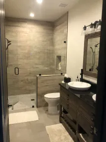 Luxury Green Building Mountain Home - Image 4