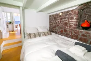 Armeni Beach House - with private boat service! - Image 4