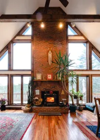 Sunny Chalet Nestled in the Woods of Ashfield - Image 3