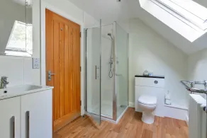 2 Bed in Winchester oc-88770 - Image 3