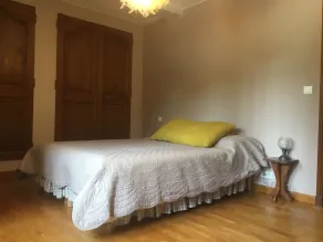 stenhus i luberon, pool vid foten av byn - Image 5
