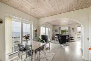 Maravilloso apartamento apto para niños con barbacoa y jardín | Vistas a la playa - Image 5