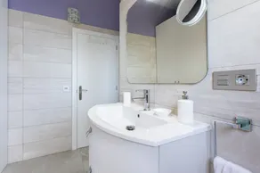 Seafront, pool, klima, parking, exclusive, luxury. LAS OLAS SUITE-BAJAMAR - Image 3