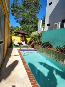 Cozy private room in shared residence with pool - Image 4