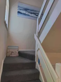2 Bedroom House Sleeps 4 With Private Garden - Image 2