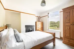 Host & Stay - The Willows - Image 4