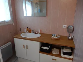 Maison Indépendante Dans un Petit Village Typiquement Quercinois - Image 2