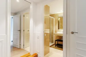 Luxury in the best location - Image 3