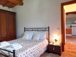 House in the Florentine hills with swimming pool, free parking and wifi - Image 4