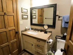 Epic Mountain Views! End Unit! 2 Miles North of Purgatory! Heated Pool ! - Image 5