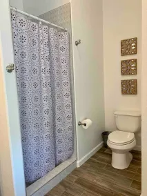 Luxury Living 6 - Image 2