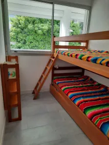 Appartement 2 chambres avec terrasse et parking, plage à 70 mètres - Image 5