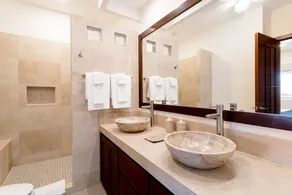 Ocean Front 3 Bedroom Penthouse with Resort Amenities Overlooking the Pacific! - Image 5