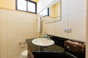 Bella Vista – Casa Q • 2 BR Penthouse Retreat • Rooftop Terrace & Ocean Views • 5 Guests - Image 3