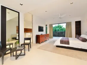 Bayu On Murphy Street - Luxury 4 Bedroom Home - Image 5