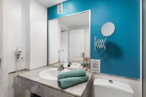 Apartamento vacacional \"La Quinta\" con vistas al mar, piscina compartida y Wi-Fi - Image 3