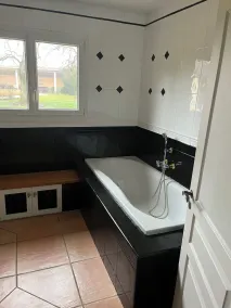 Vackert envåningshus på 160 m2 helt inhägnad med pool - Image 5