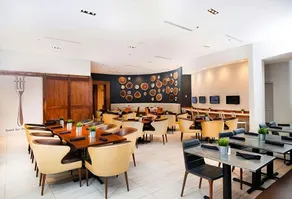 Experience Soothing Moments & Luxury! Pet-Friendly, Parking, Pool! - Image 3