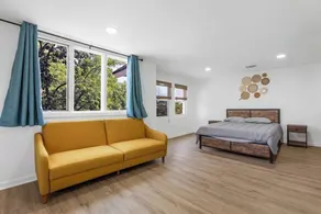 Beachfront 4BR - 30ft to Sand •Near Amusement Park - Image 5