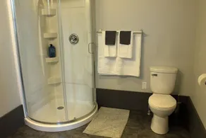 Suite with AC, Industrial Styling - Image 3