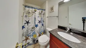 2 BR 2 BA Pool View Unit i opdateret Put-in-Bay Condo - Great for familier! - Image 4