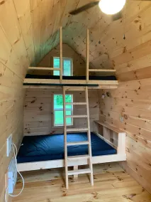 Cabin on River! - Image 2