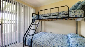 House that has the Lot - Image 5