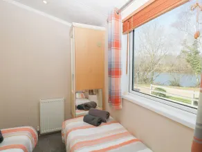 109 PENTNEY LAKES, family friendly, with a garden in King's Lynn - Image 5