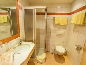 Hotel - Image 3