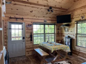 The Romantic LOVE NEST mountain Log Cabin w/ Lake view-5 minutes from the beach! - Image 5