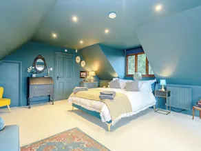 1 bedroom accommodation in Wherwell - Image 5
