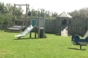 Family friendly Holiday Bungalow in  North Cornwall - Image 2