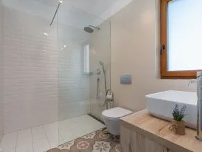 Voll ausgestattete wunderschöne Villa mit Terrasse, Grill und Pool - Image 2