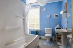 3BD Victorian Townhouse Near Norfolk Broads 4A, 2C - Image 3