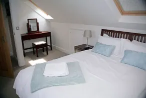 3 bedroom cottage near Arundel Castle and Beach - Image 3
