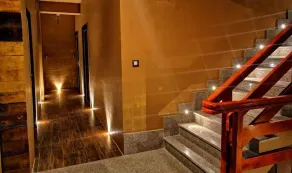 Ludrong Hotel - Image 2