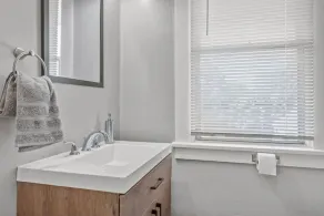 BRAND NEW, Private Parking, Stylish 3bedroom house - Image 2