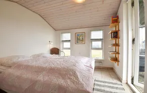 Stunning Home In Ulfborg With Wifi - Image 4