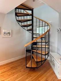 Elegant oceanfront home on Southwest Harbor minutes to trails and village center - Image 4