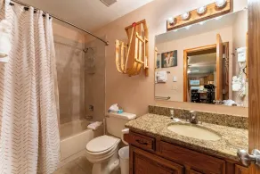 Keystone Condo, Walking Distance to Ski Lift - Image 5