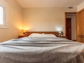 Maison de vacances privée avec piscine privée, WIFI, climatisation, TV, balcon, animaux admis - Image 4