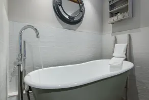 Stunning open plan 2 storey barn conversion with spiral staircase. - Image 3